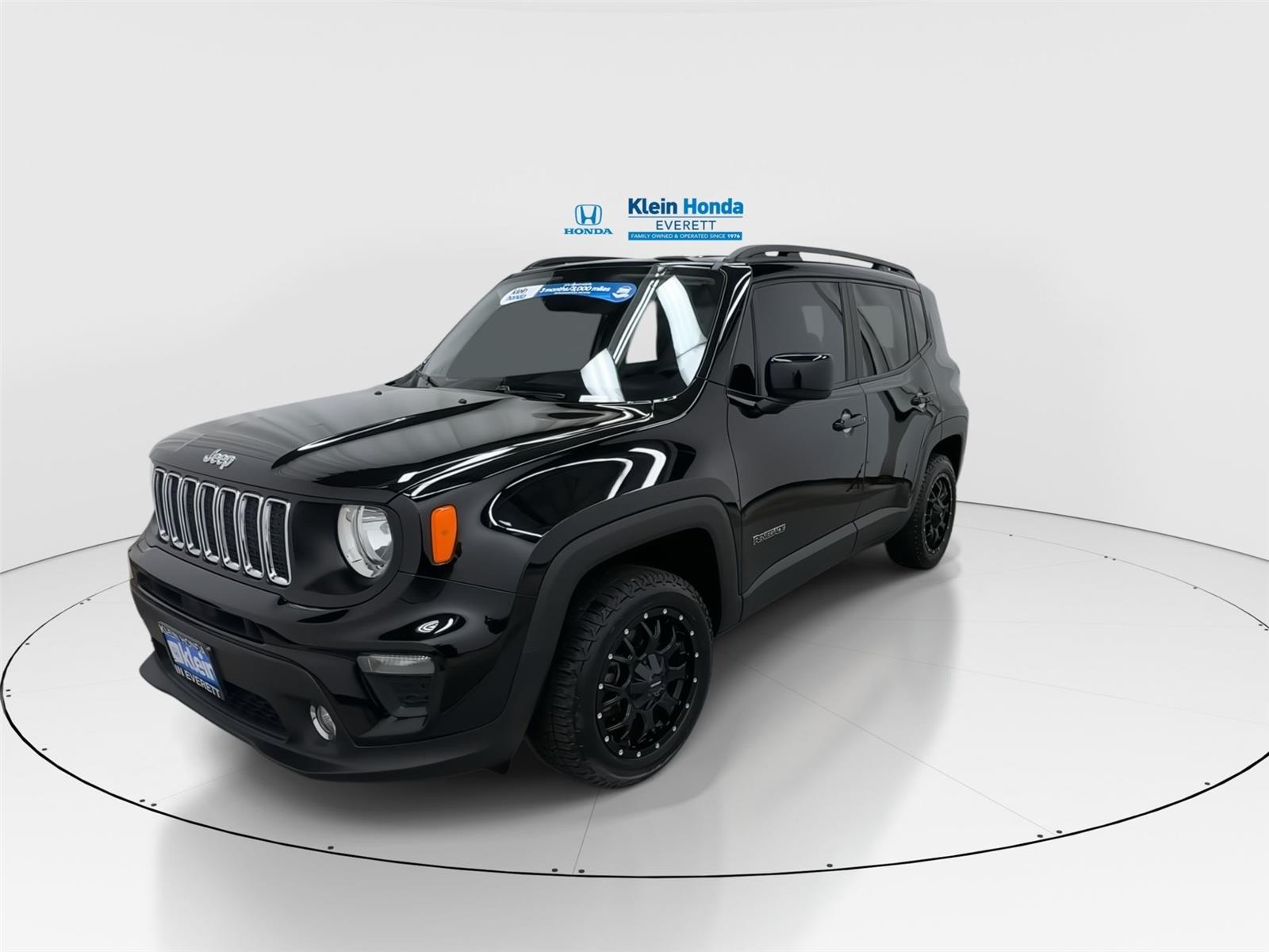 View vehicle photo 6