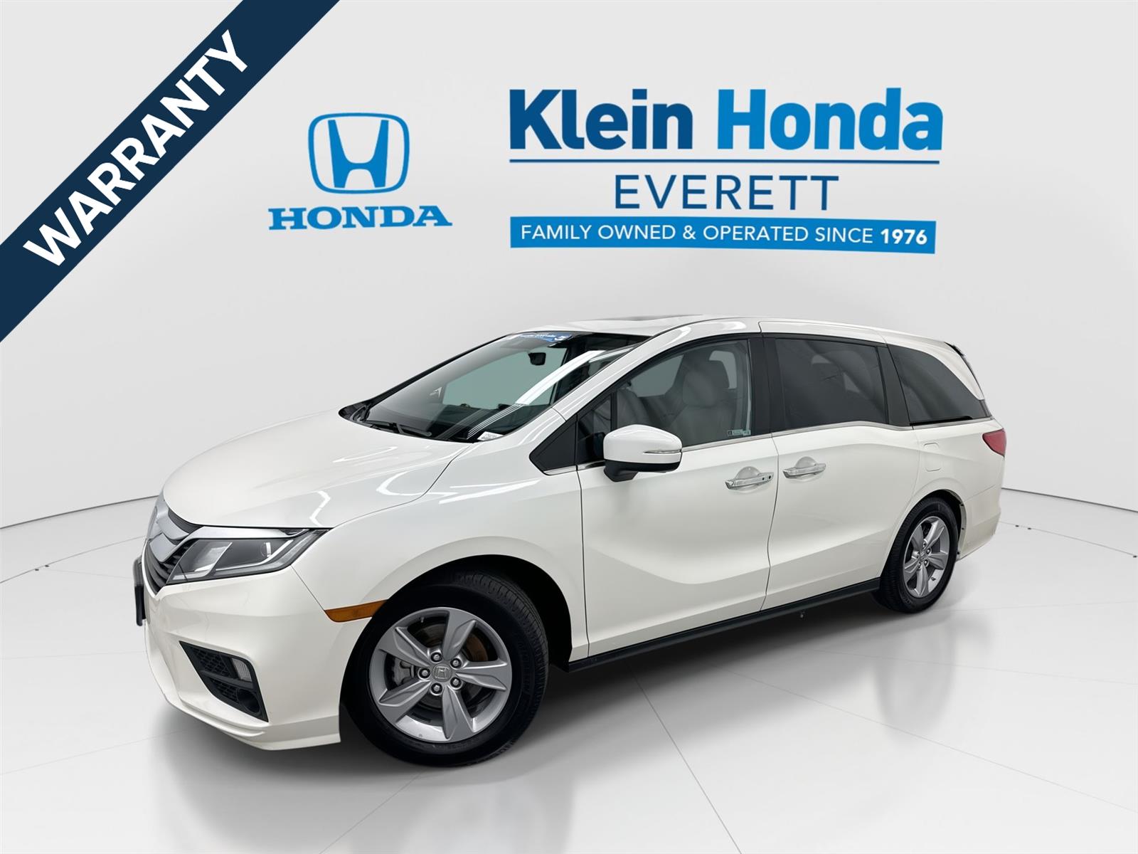 White Diamond Pearl 2019 Honda Odyssey Minivan Front-Wheel Drive Automatic