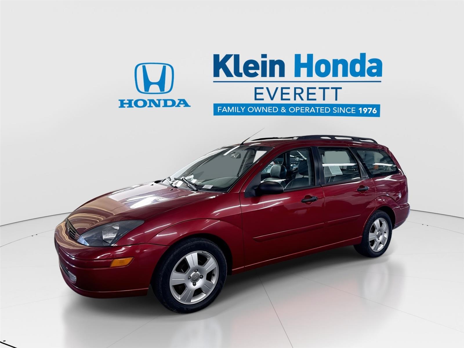 Red 2003 Ford Focus ZTW Wagon Wagon Front-Wheel Drive