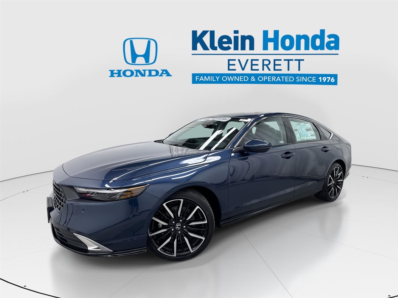 Canyon River Blue Metallic 2026 Honda Accord Hybrid Sedan Front-Wheel Drive 1-Speed Dual Clutch