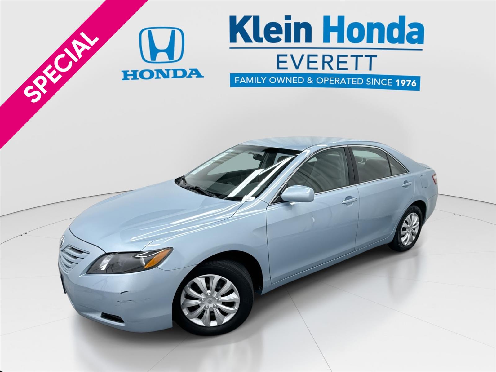 Sky Blue Pearl 2009 Toyota Camry Sedan Front-Wheel Drive 5-Speed Automatic