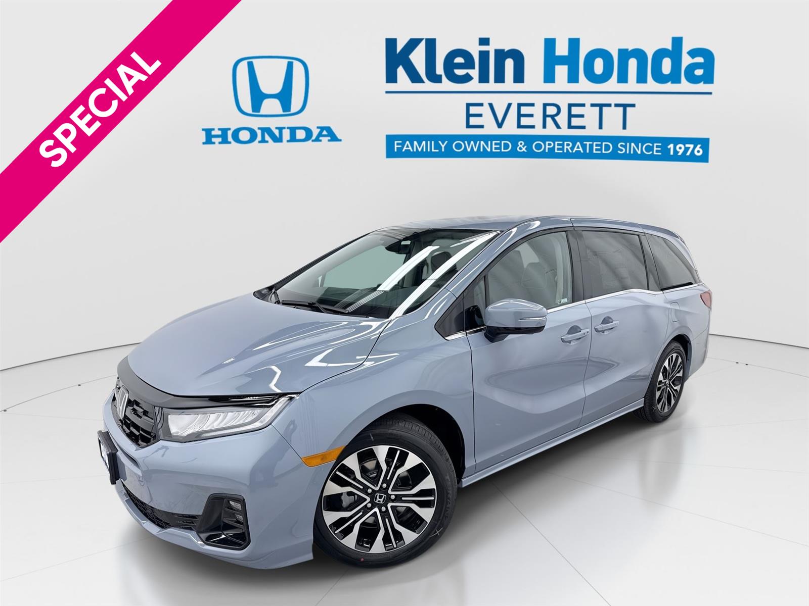 Sonic Gray Pearl 2026 Honda Odyssey Minivan Front-Wheel Drive Automatic
