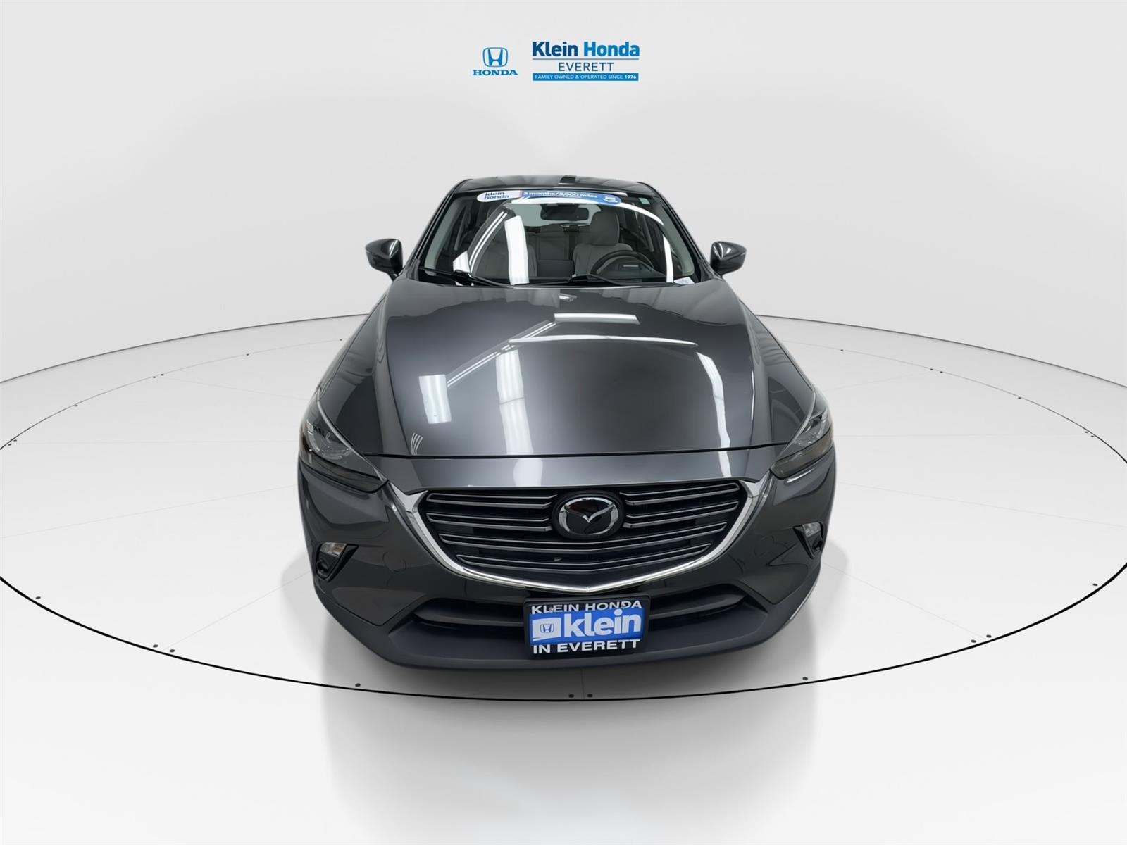 View vehicle photo 5