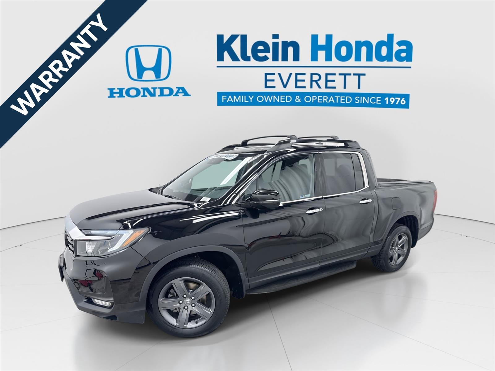 Crystal Black Pearl 2022 Honda Ridgeline Pickup Truck All-Wheel Drive 9-Speed Automatic