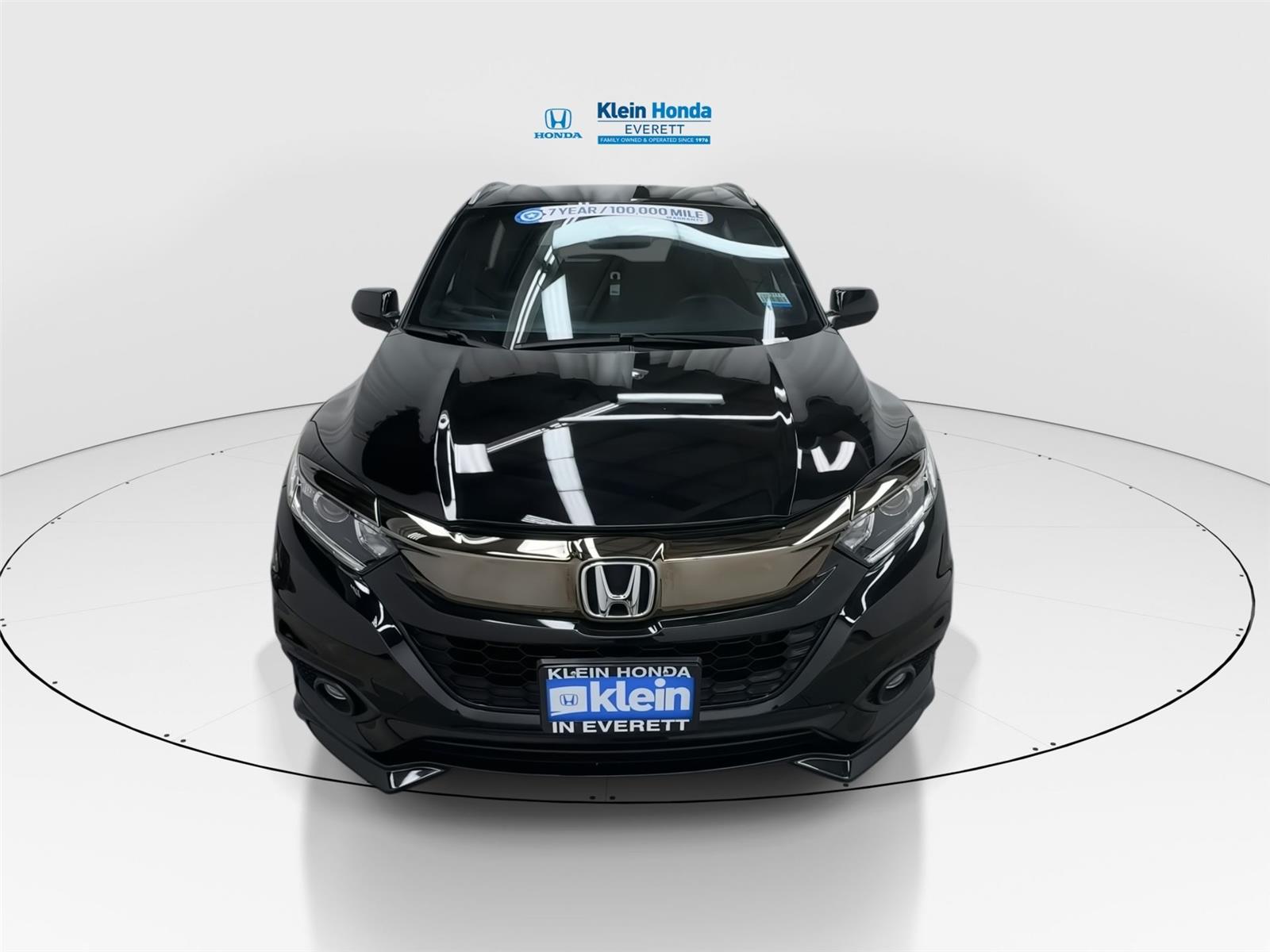 View vehicle photo 5