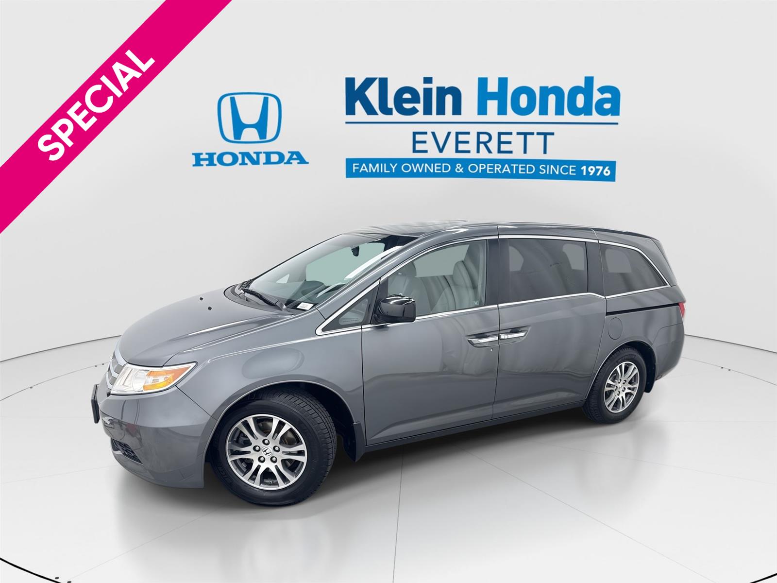 Gray 2012 Honda Odyssey Minivan Front-Wheel Drive Automatic
