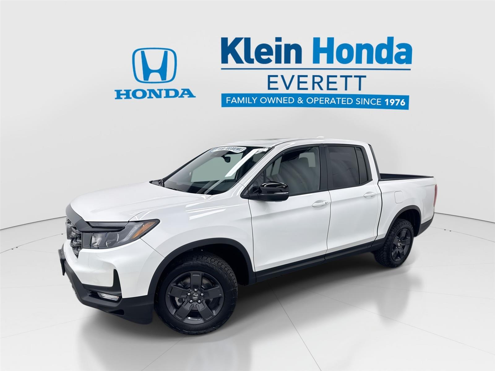 Platinum White Pearl 2026 Honda Ridgeline Pickup Truck All-Wheel Drive 9-Speed Automatic