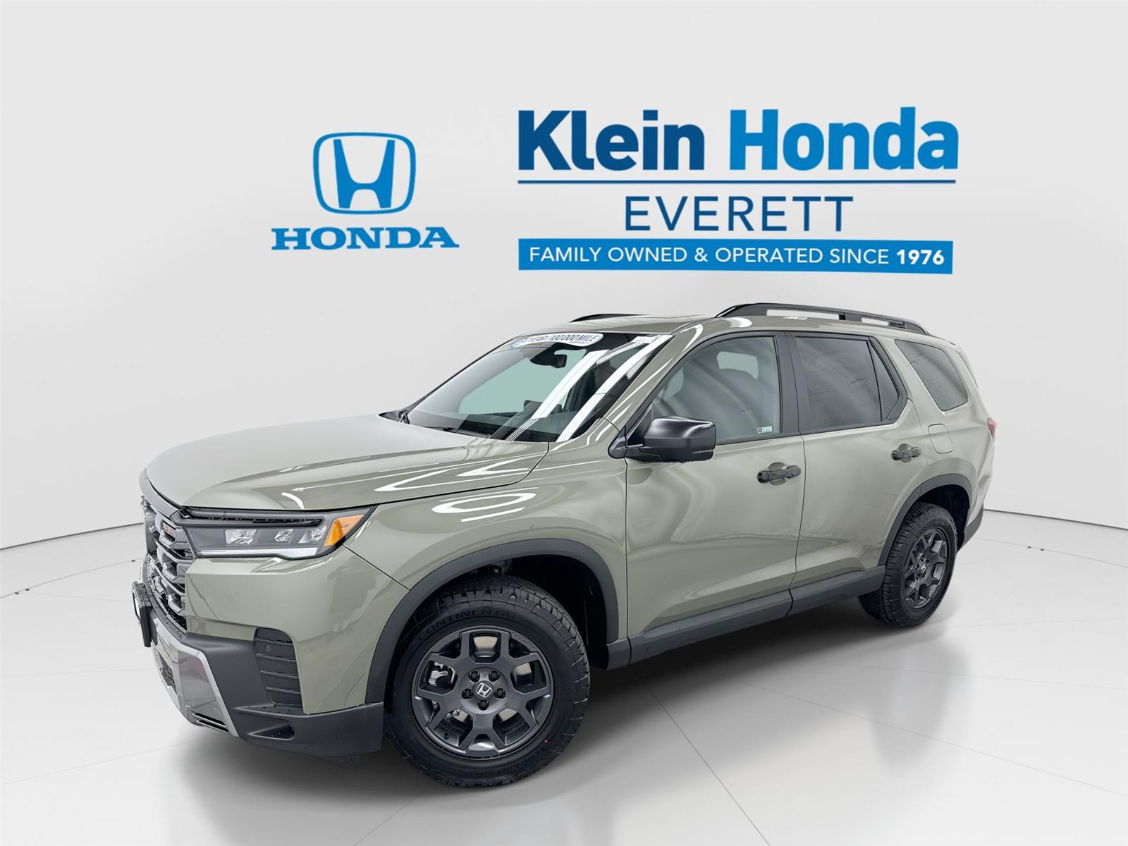 Ash Green Metallic 2026 Honda Pilot SUV / Crossover All-Wheel Drive Automatic