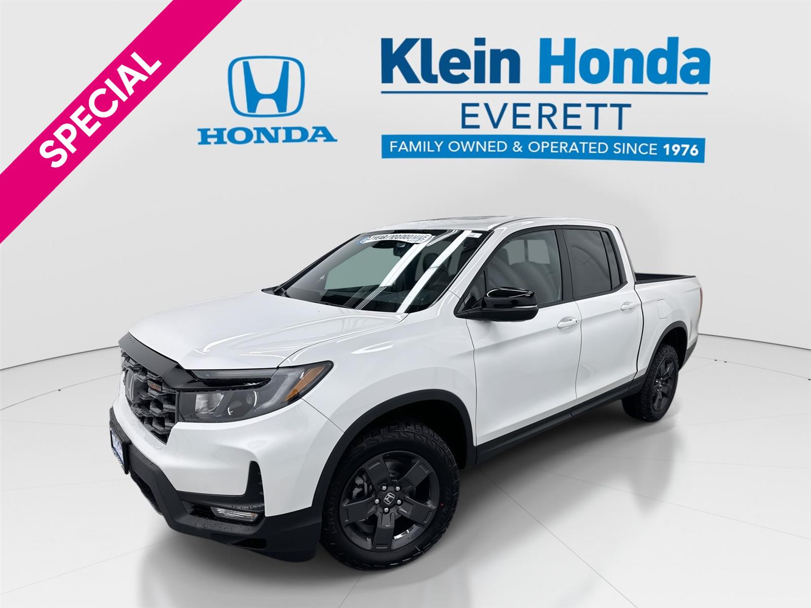 Platinum White Pearl 2026 Honda Ridgeline Pickup Truck All-Wheel Drive 9-Speed Automatic