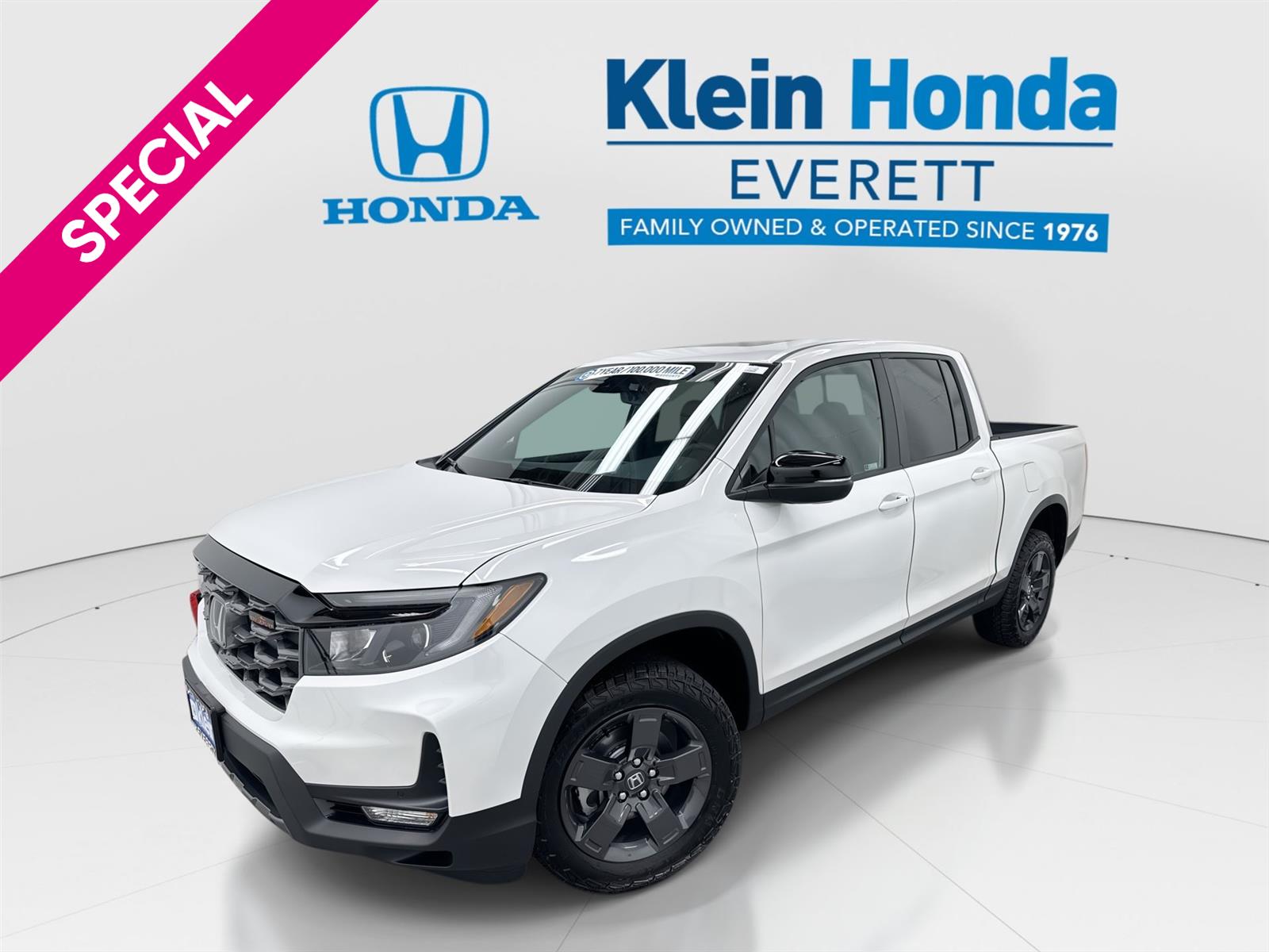 Platinum White Pearl 2026 Honda Ridgeline Pickup Truck All-Wheel Drive 9-Speed Automatic