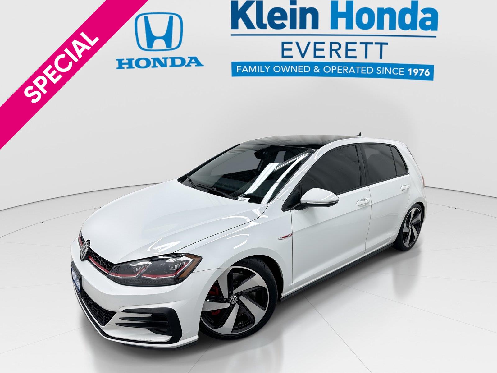 Pure White 2018 Volkswagen Golf GTI Hatchback Front-Wheel Drive Manual