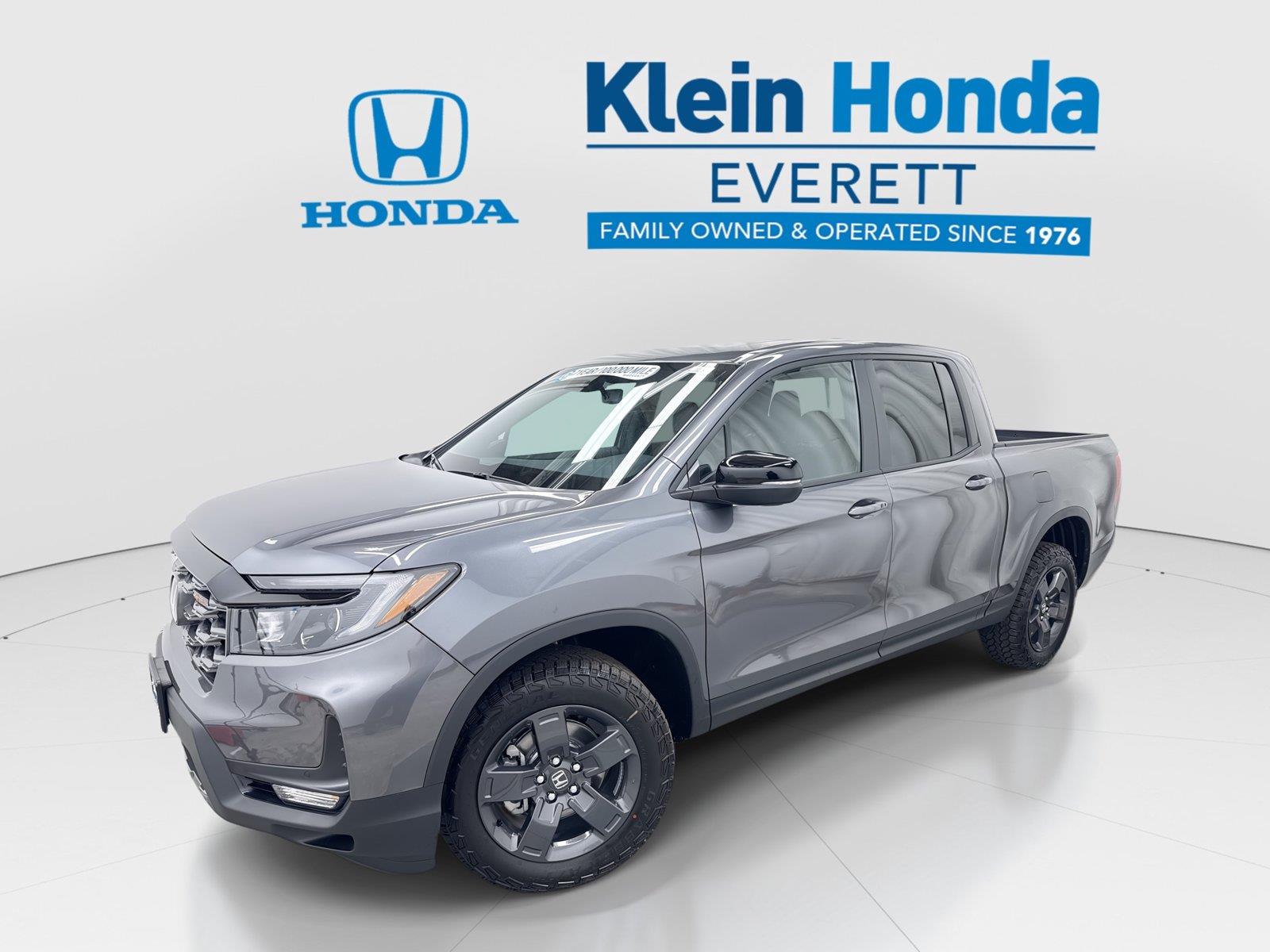 Gray (Modern Steel Metallic) 2026 Honda Ridgeline Pickup Truck All-Wheel Drive 9-Speed Automatic