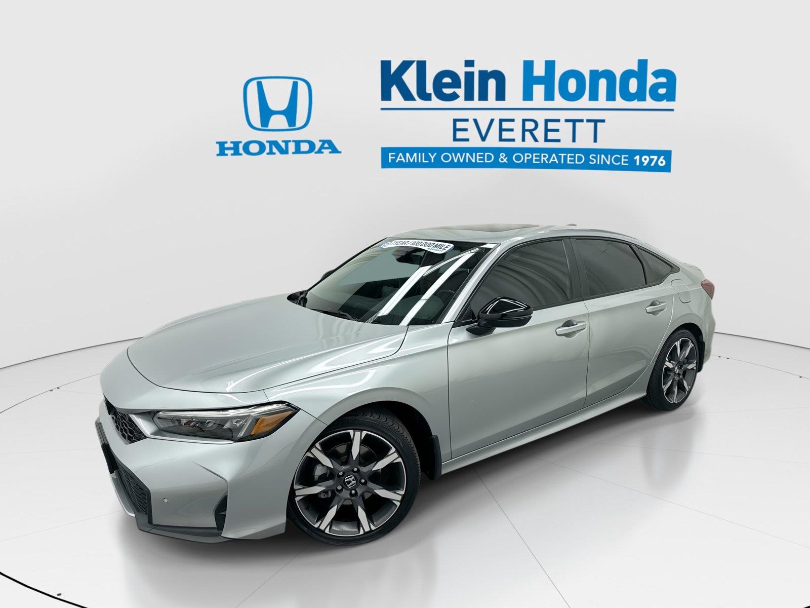 Solar Silver Metallic 2025 Honda Civic Hybrid Sedan Front-Wheel Drive Continuously Variable Transmission