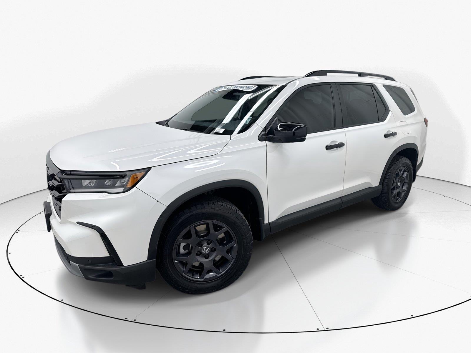Platinum White Pearl 2025 Honda Pilot SUV / Crossover All-Wheel Drive Automatic