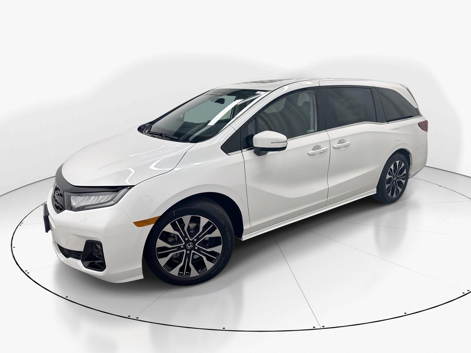 Platinum White Pearl 2026 Honda Odyssey Minivan Front-Wheel Drive Automatic