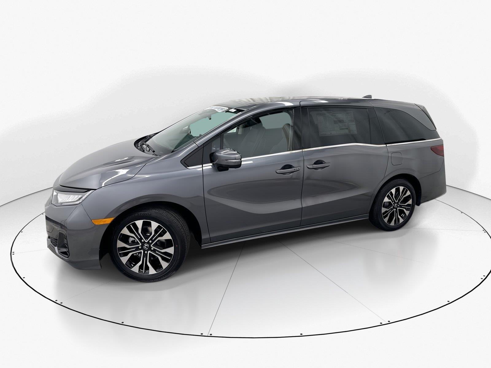 Gray (Modern Steel Metallic) 2026 Honda Odyssey Minivan Front-Wheel Drive Automatic
