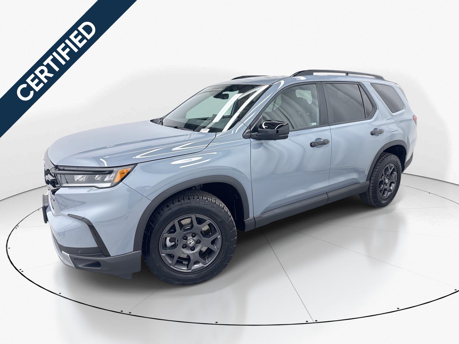Sonic Gray Pearl 2024 Honda Pilot SUV / Crossover All-Wheel Drive Automatic