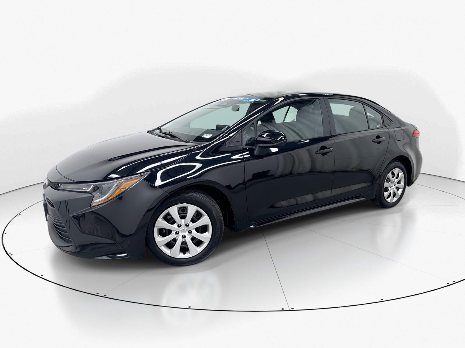 2025 Toyota Corolla LE FWD