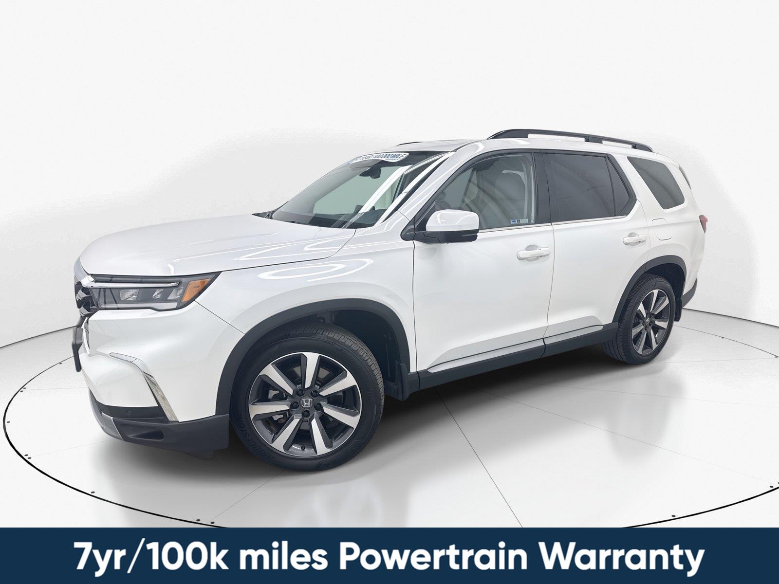 Platinum White Pearl 2024 Honda Pilot SUV / Crossover All-Wheel Drive Automatic