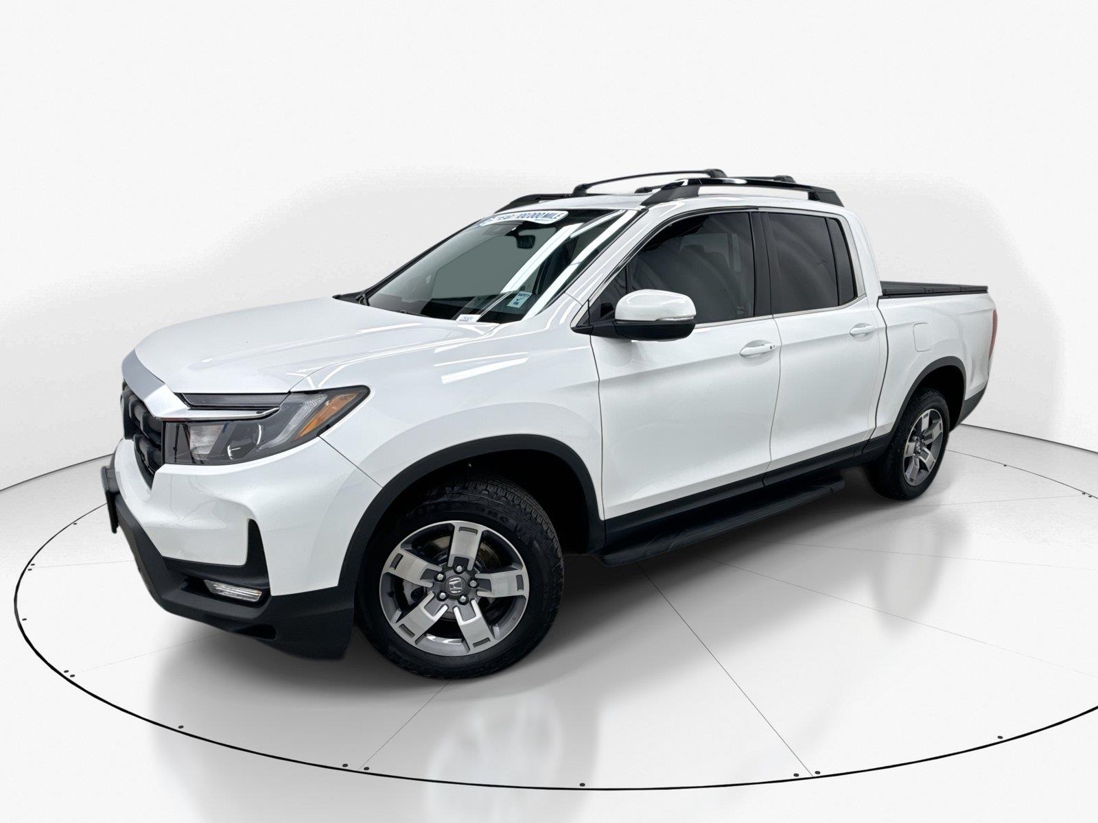 Platinum White Pearl 2024 Honda Ridgeline Pickup Truck All-Wheel Drive 9-Speed Automatic