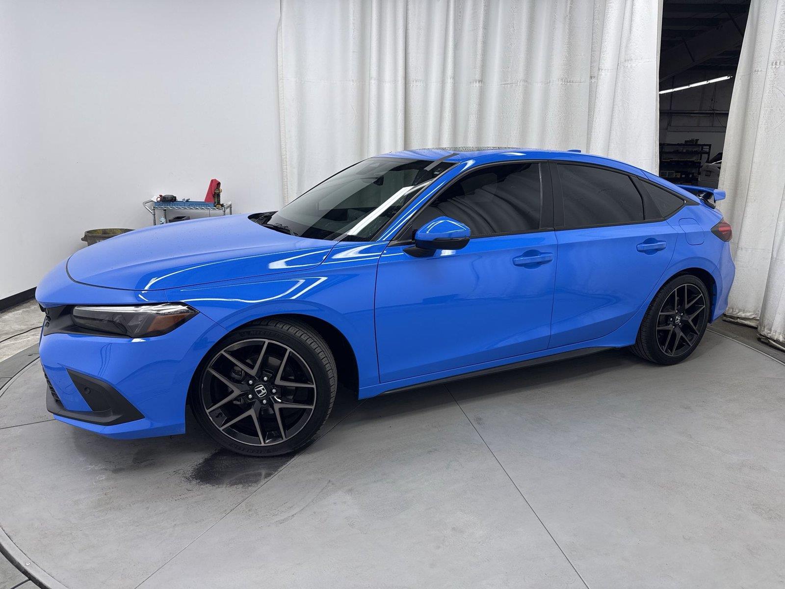 Boost Blue Pearl 2022 Honda Civic Hatchback Hatchback Front-Wheel Drive Continuously Variable Transmission