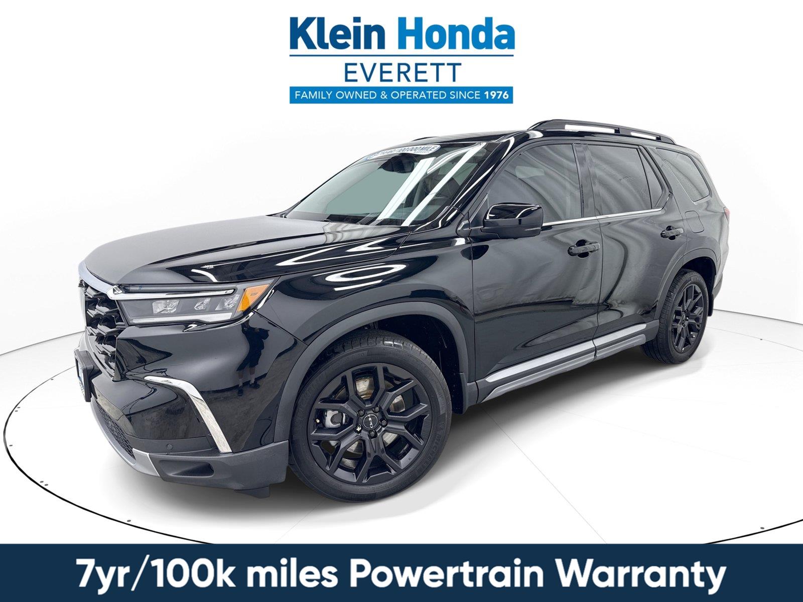 Crystal Black Pearl 2025 Honda Pilot SUV / Crossover All-Wheel Drive Automatic