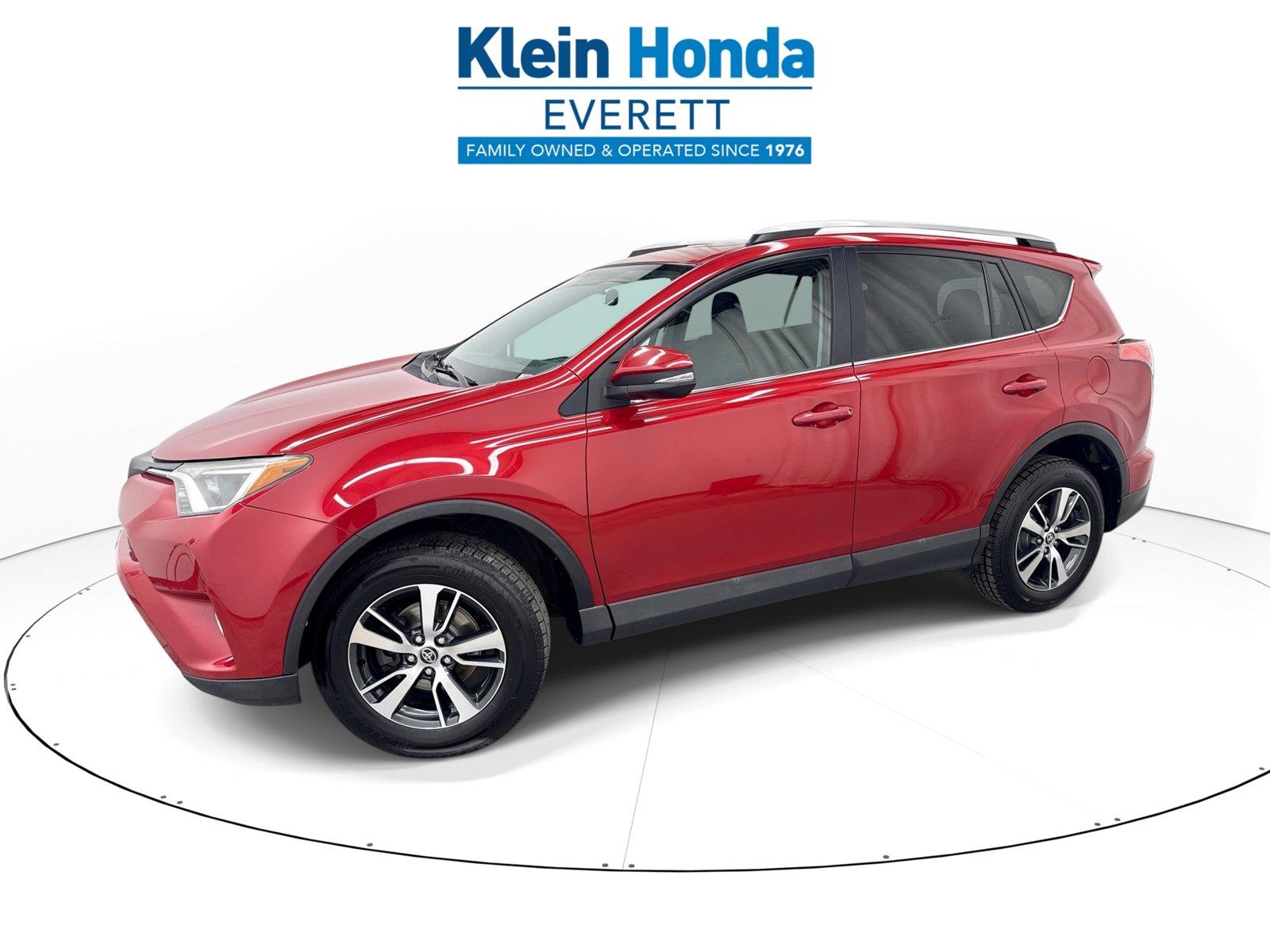 Barcelona Red Metallic 2016 Toyota RAV4 SUV / Crossover All-Wheel Drive Automatic