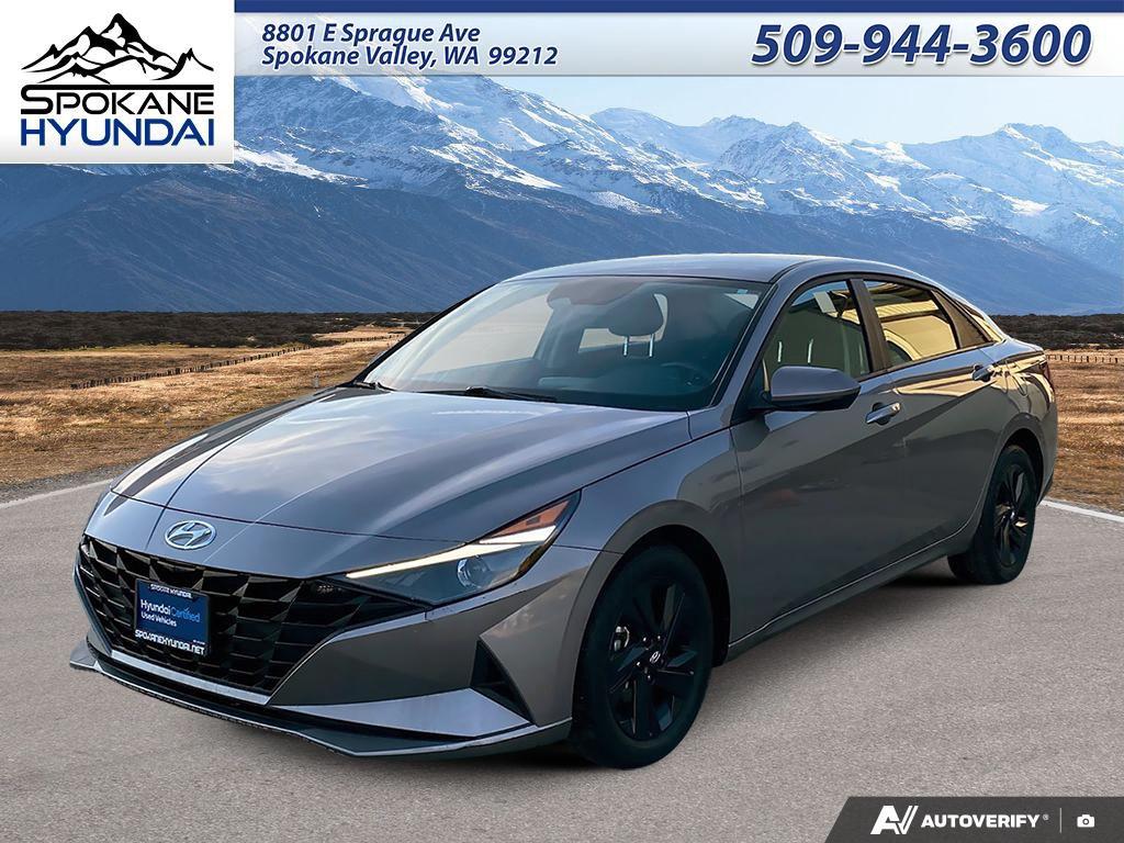  2022 Hyundai Elantra SEL FWD   