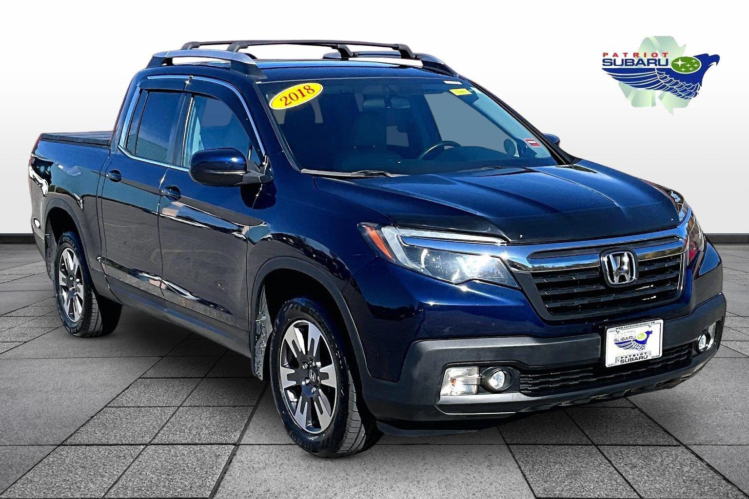 Black (Obsidian Blue Pearl) 2018 Honda Ridgeline Pickup Truck All-Wheel Drive Automatic