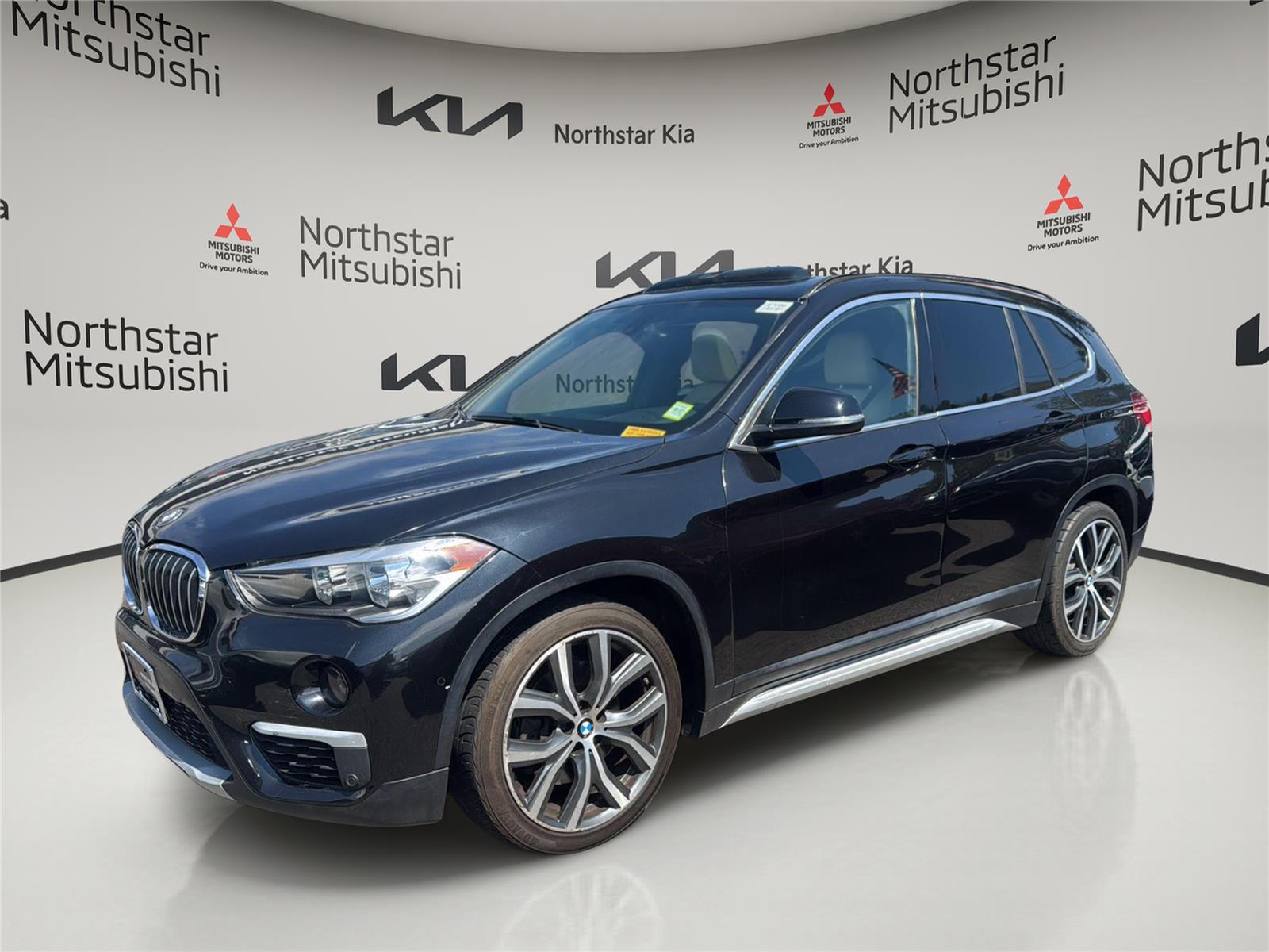 Jet Black 2017 BMW X1 SUV / Crossover Front-Wheel Drive 8-Speed Automatic