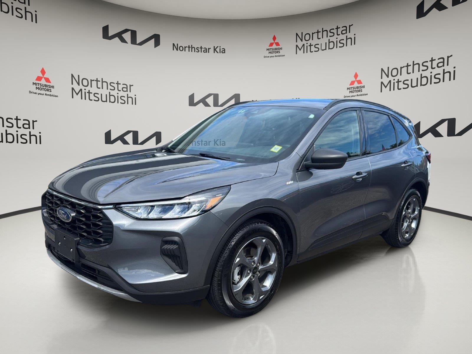 Carbonized Gray Metallic 2025 Ford Escape SUV / Crossover Front-Wheel Drive 8-Speed Automatic