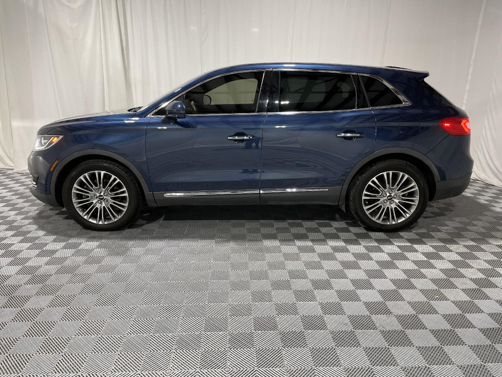 Used 2017 Lincoln MKX Reserve SUV for sale in St Joseph MO