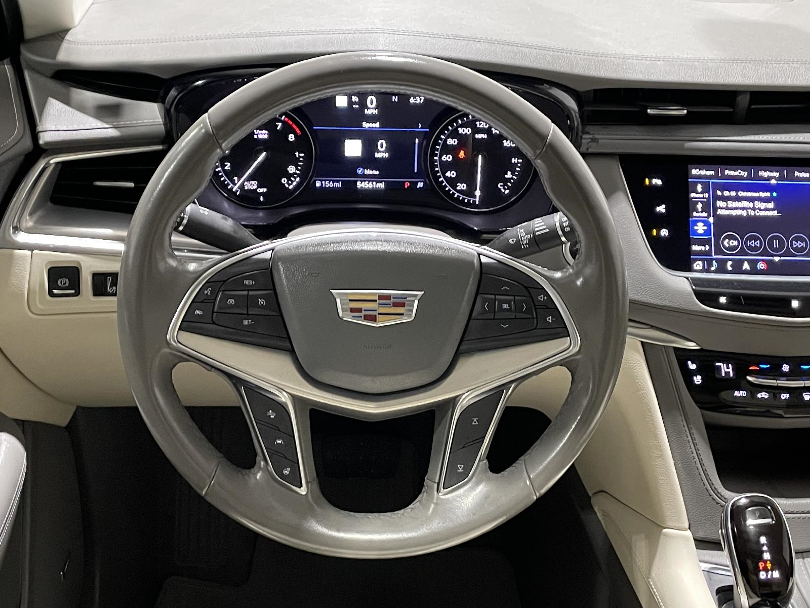 Used 2020 Cadillac XT5 Premium Luxury FWD SUV for sale in St Joseph MO