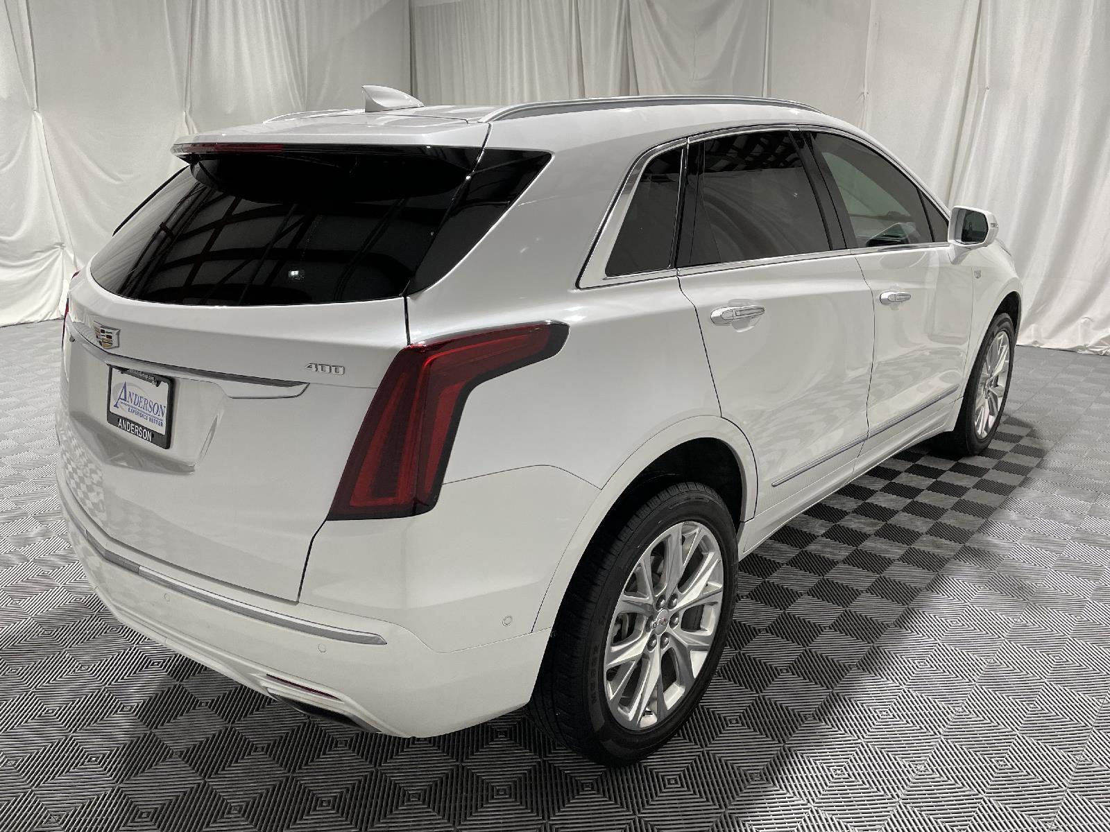 Used 2020 Cadillac XT5 Premium Luxury FWD SUV for sale in St Joseph MO