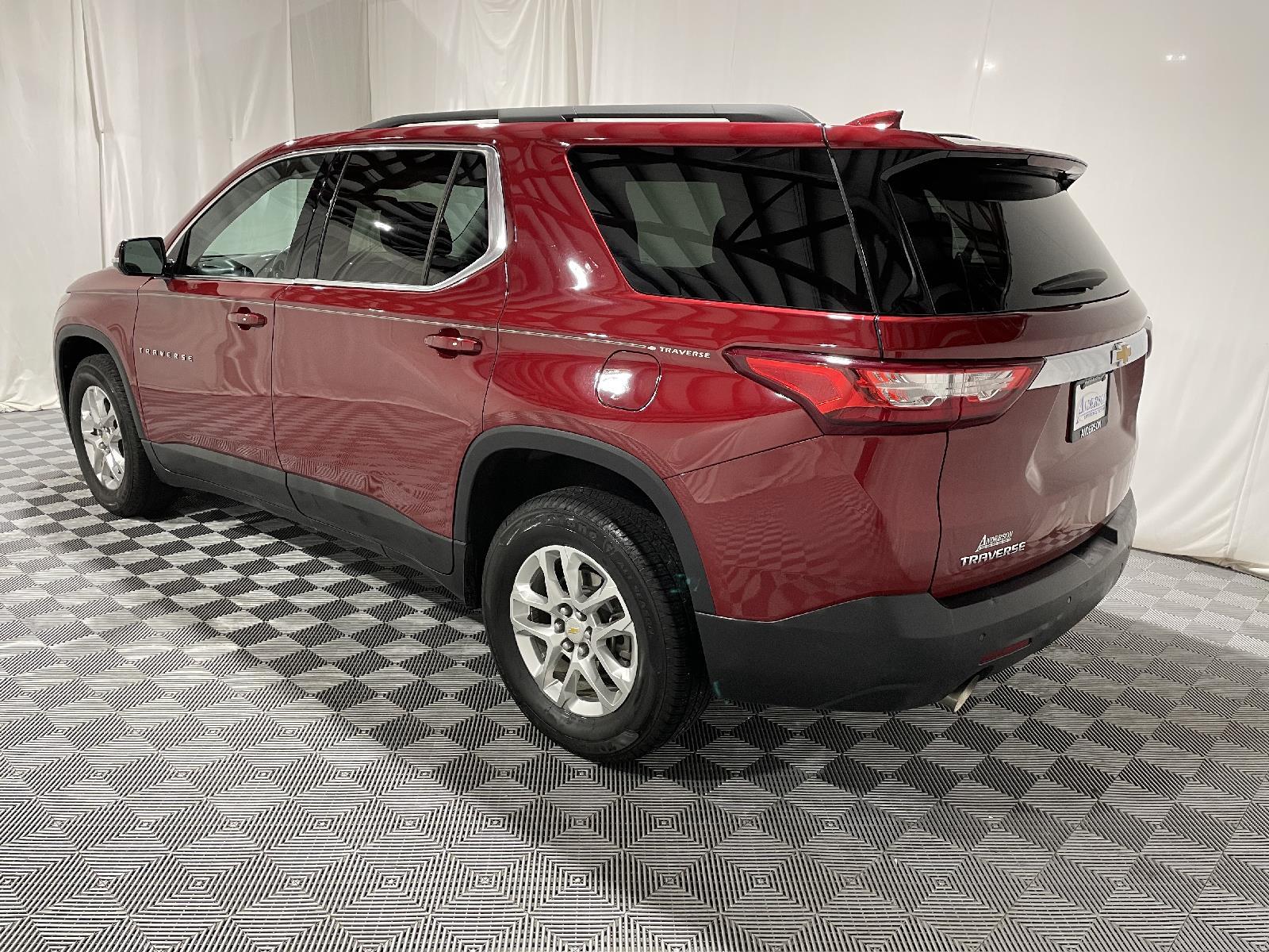 Used 2020 Chevrolet Traverse LT Cloth SUV for sale in St Joseph MO