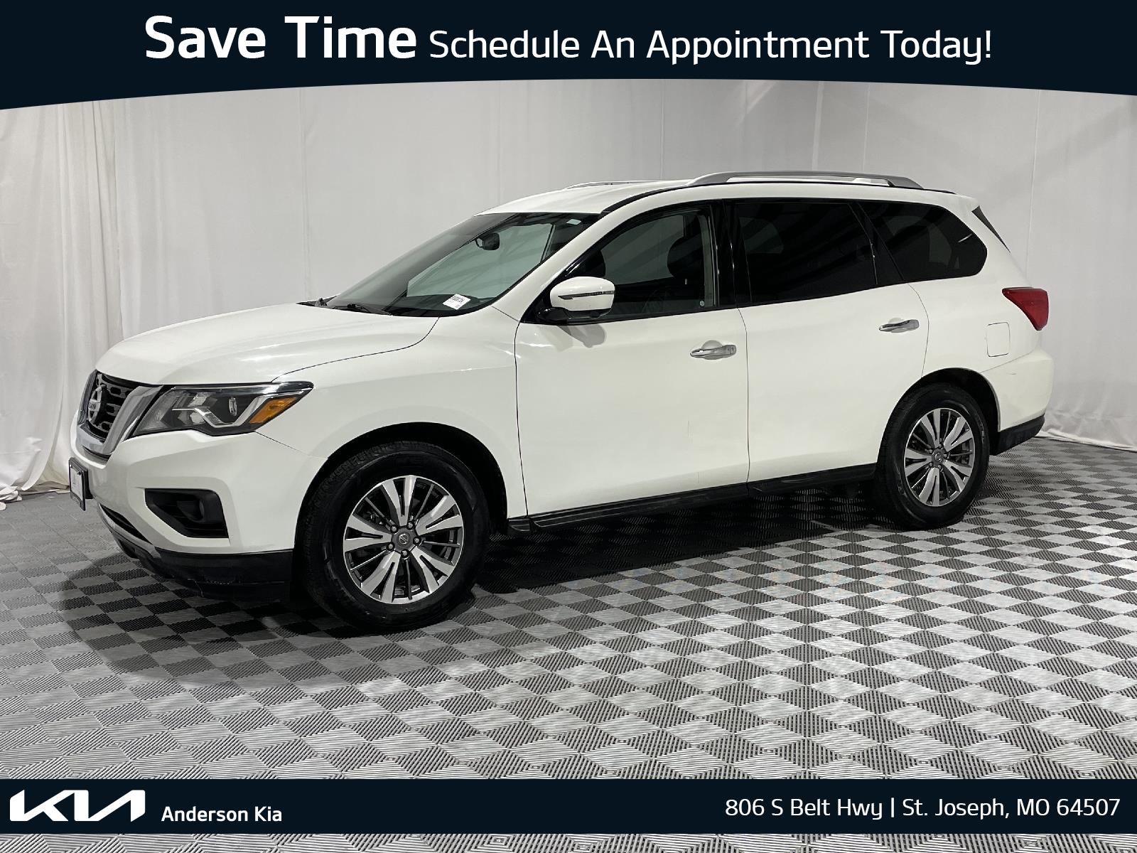 Used 2019 Nissan Pathfinder SL SUV for sale in St Joseph MO