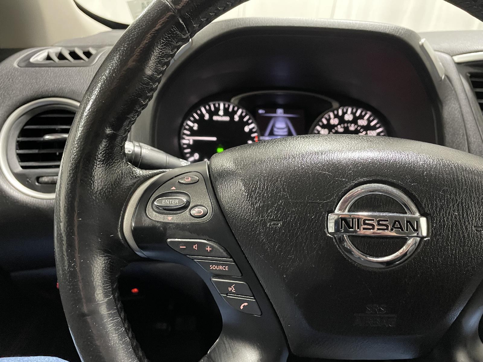 Used 2019 Nissan Pathfinder SL SUV for sale in St Joseph MO