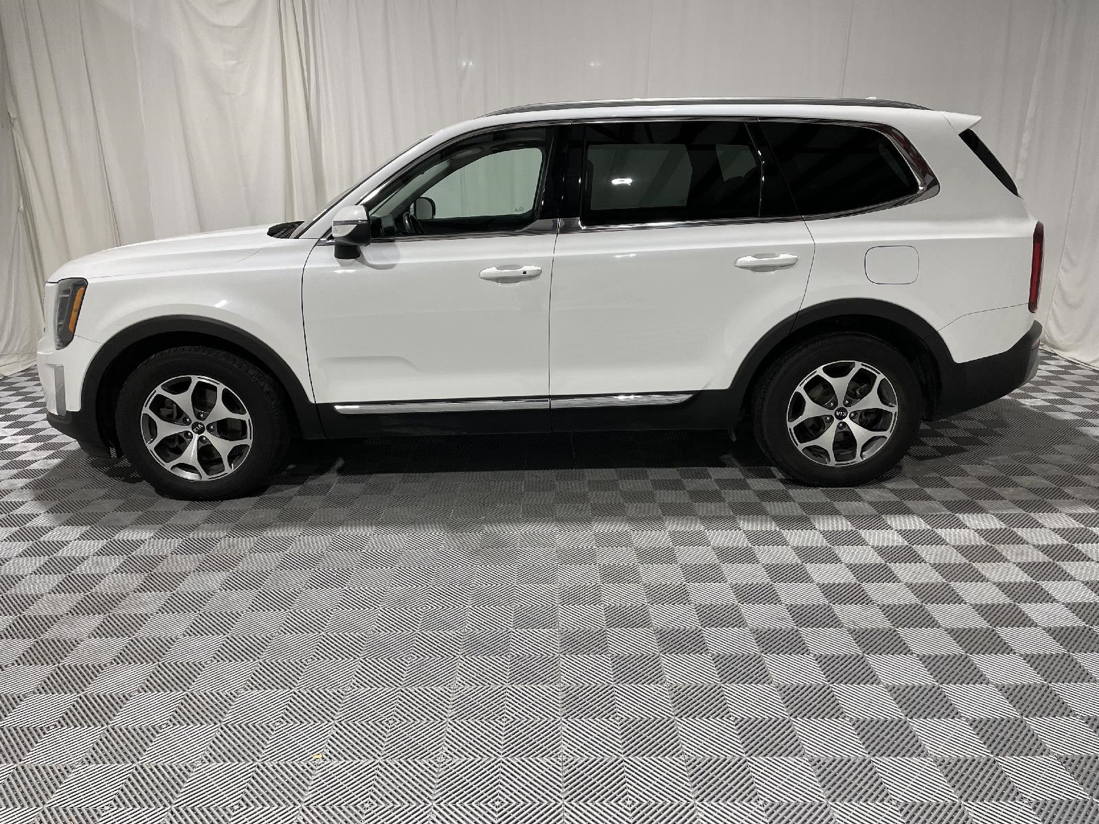 Used 2020 Kia Telluride EX SUV for sale in St Joseph MO