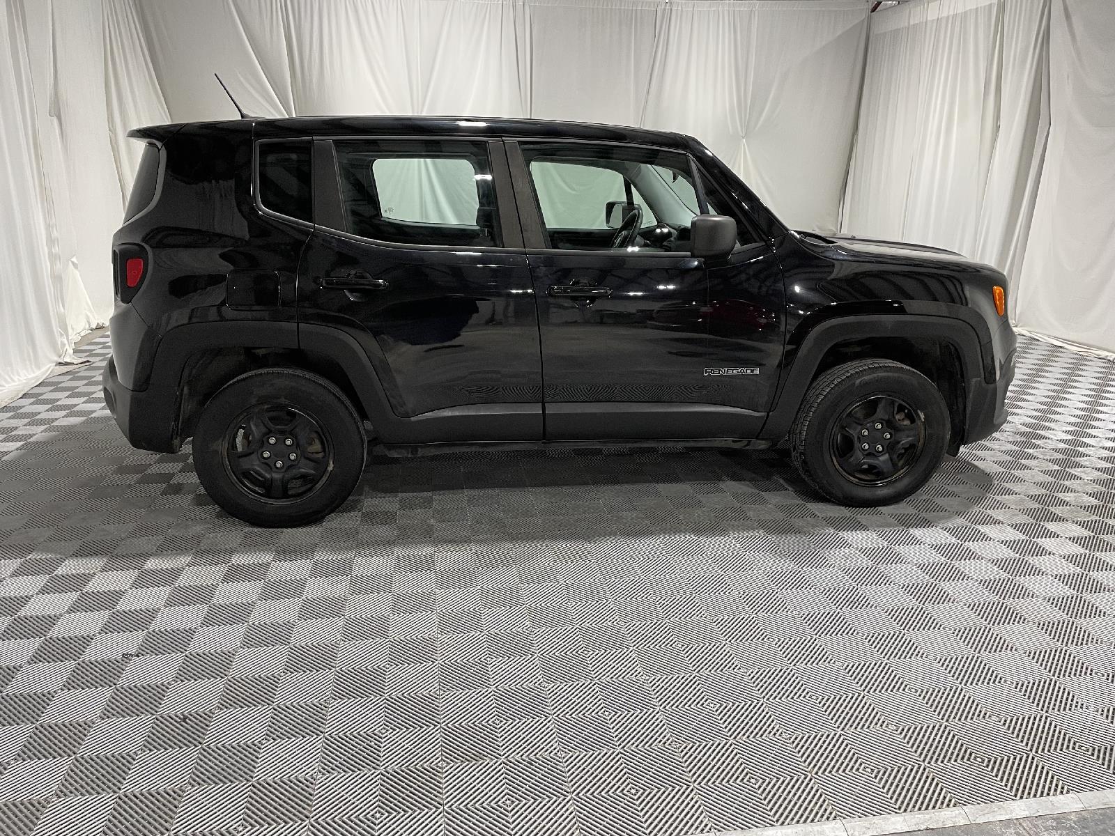 Used 2017 Jeep Renegade Sport SUV for sale in St Joseph MO