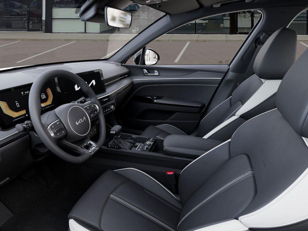 New 2025 Kia K5 for sale in St. Joseph MO
