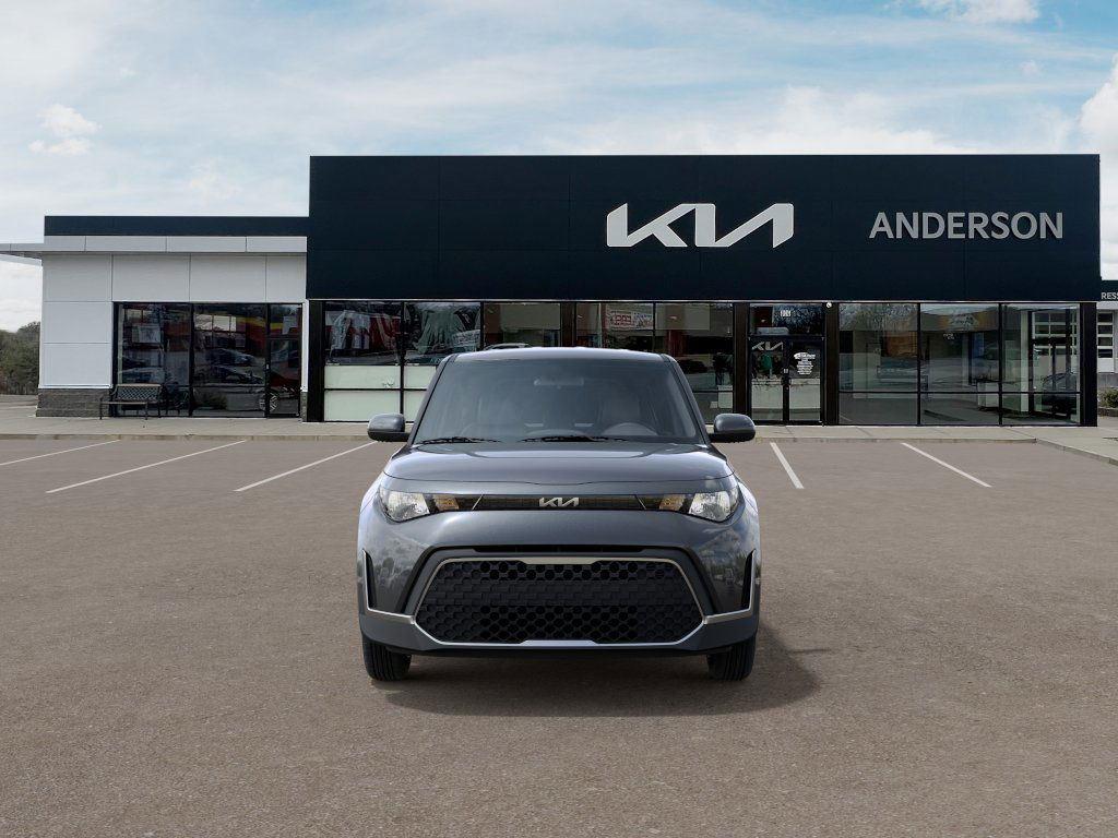2025 Kia Soul S photo 2
