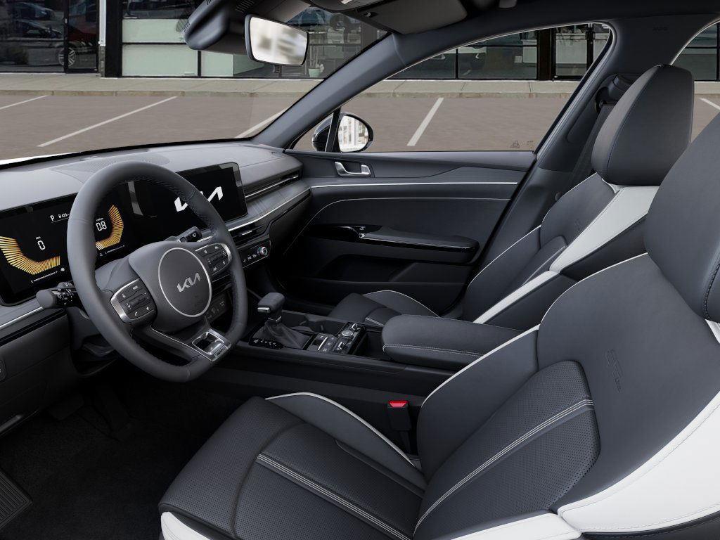New 2025 Kia K5 for sale in St. Joseph MO