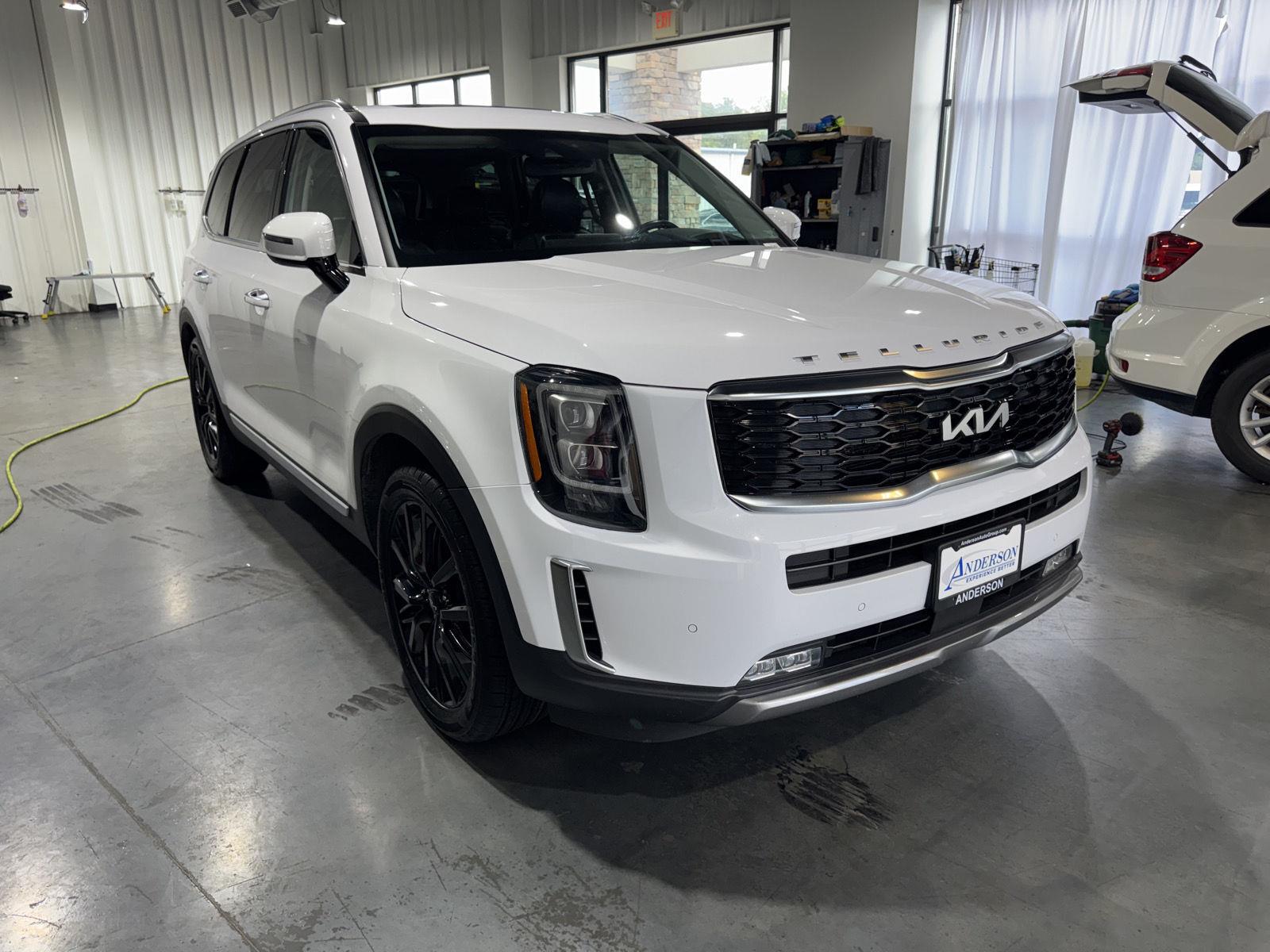 Vehicle photo 5