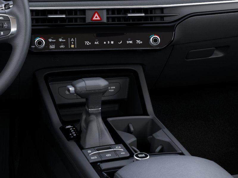 New 2025 Kia K5 for sale in St. Joseph MO