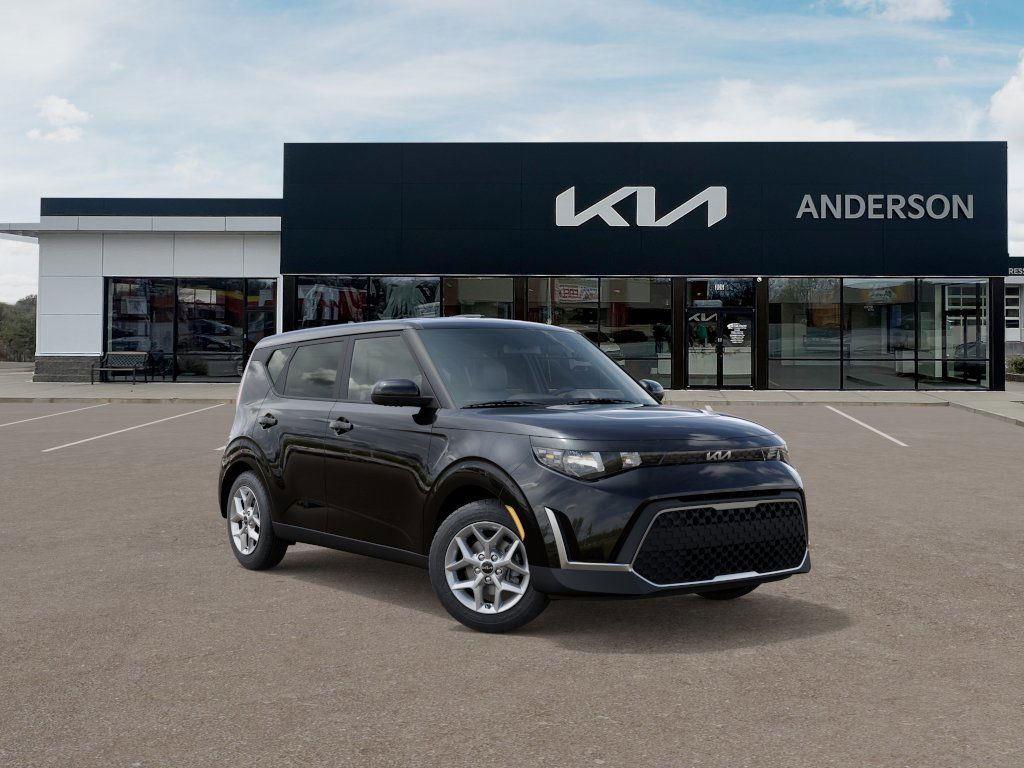 2025 Kia Soul LX photo 4