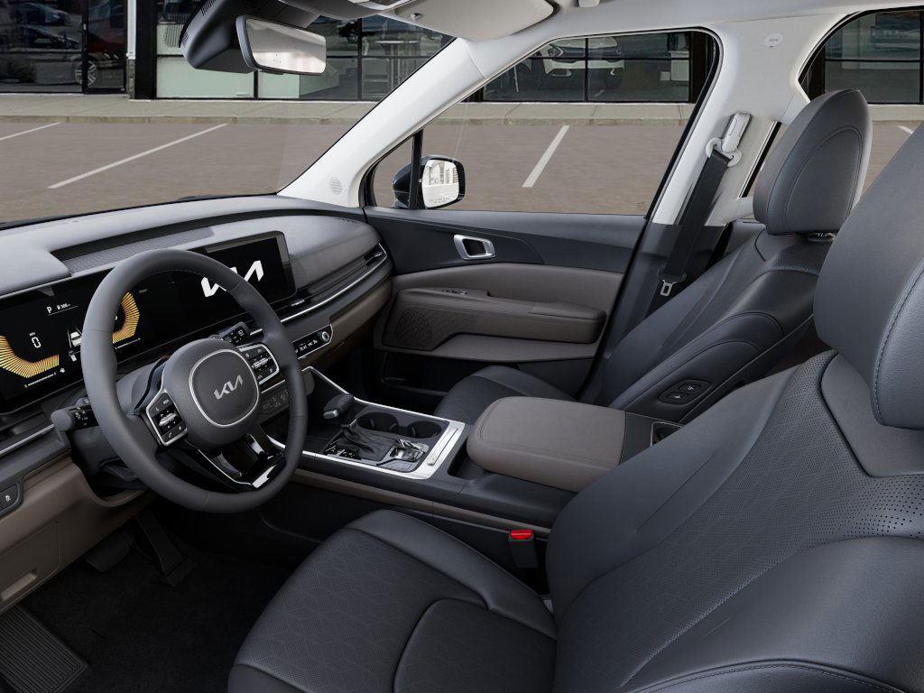 2026 Kia Carnival EX photo 16
