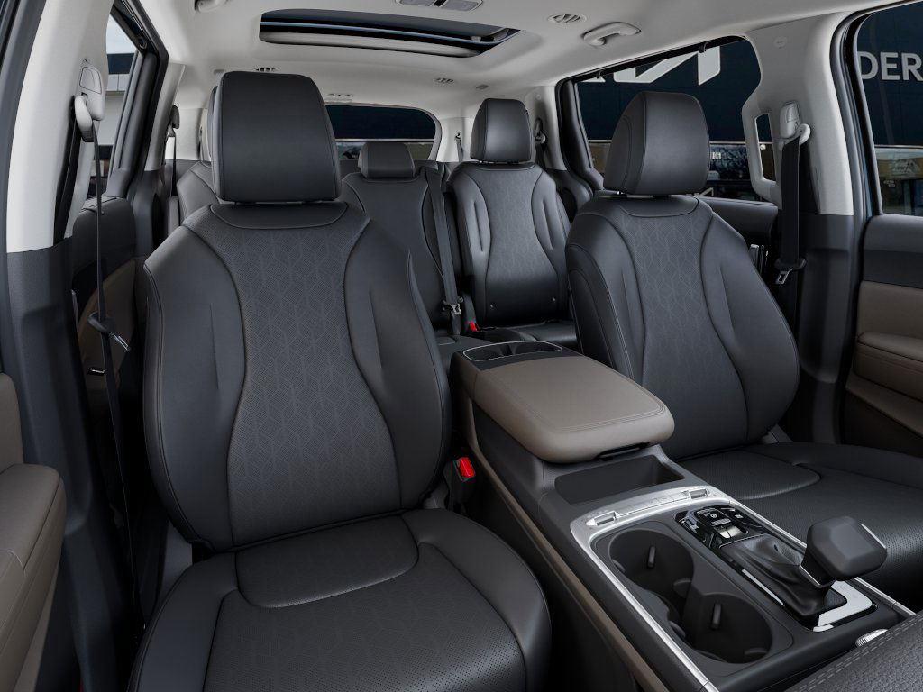 2026 Kia Carnival SX photo 13