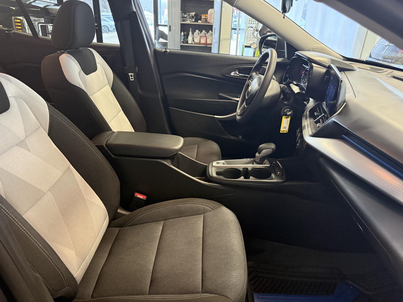 Used 2025 Chevrolet Trax for sale in St. Joseph MO