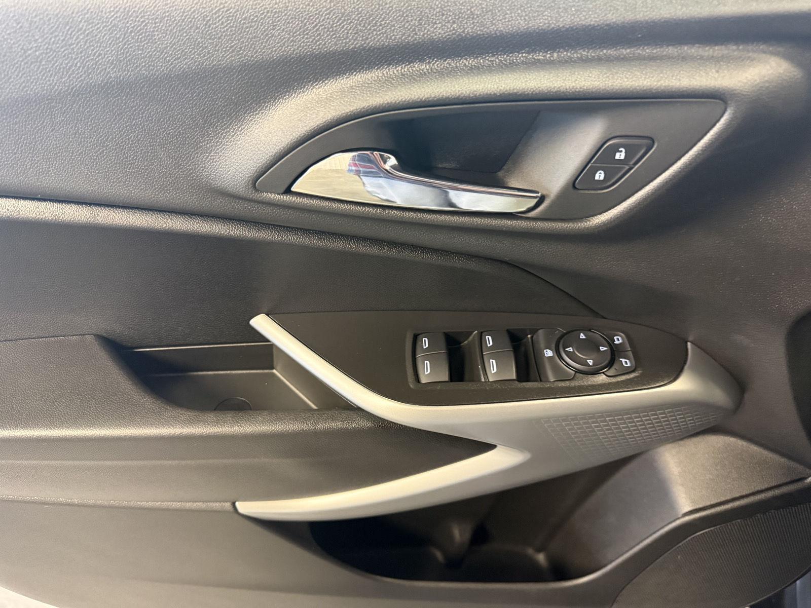 Used 2025 Chevrolet Trax for sale in St. Joseph MO