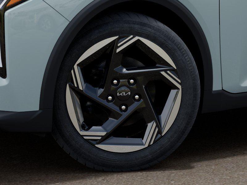 Vehicle photo 9